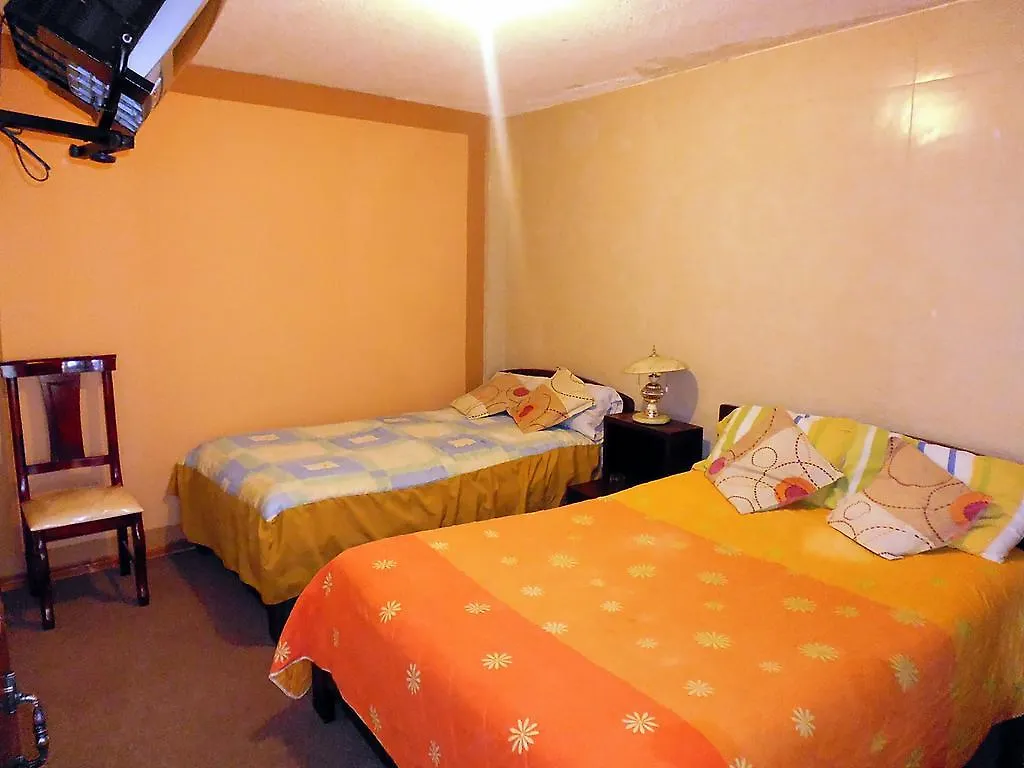 Hostal La Terraza Quito 0*,  Ecuador