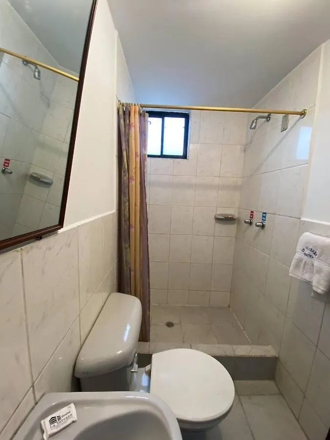 Hostal La Terraza Quito 0*,